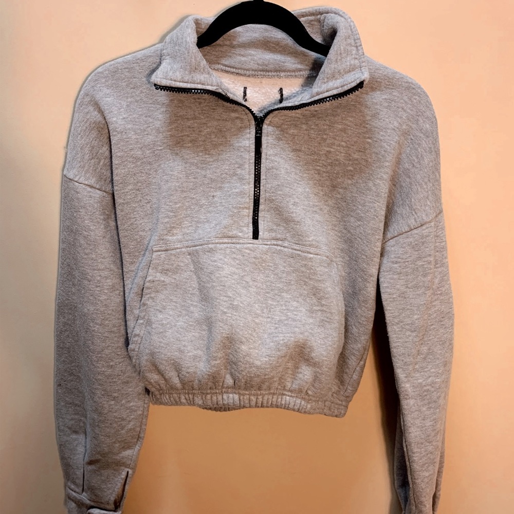 3 quarter zip grey sweatshirt